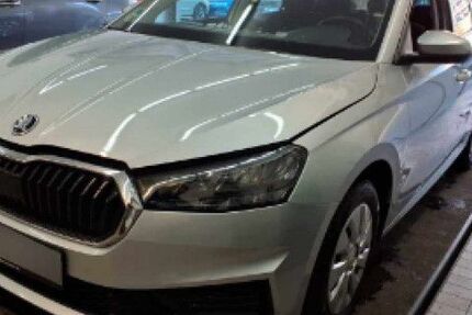 Skoda Fabia 72.771 km 15.390 &euro; Saarbrücken 66130