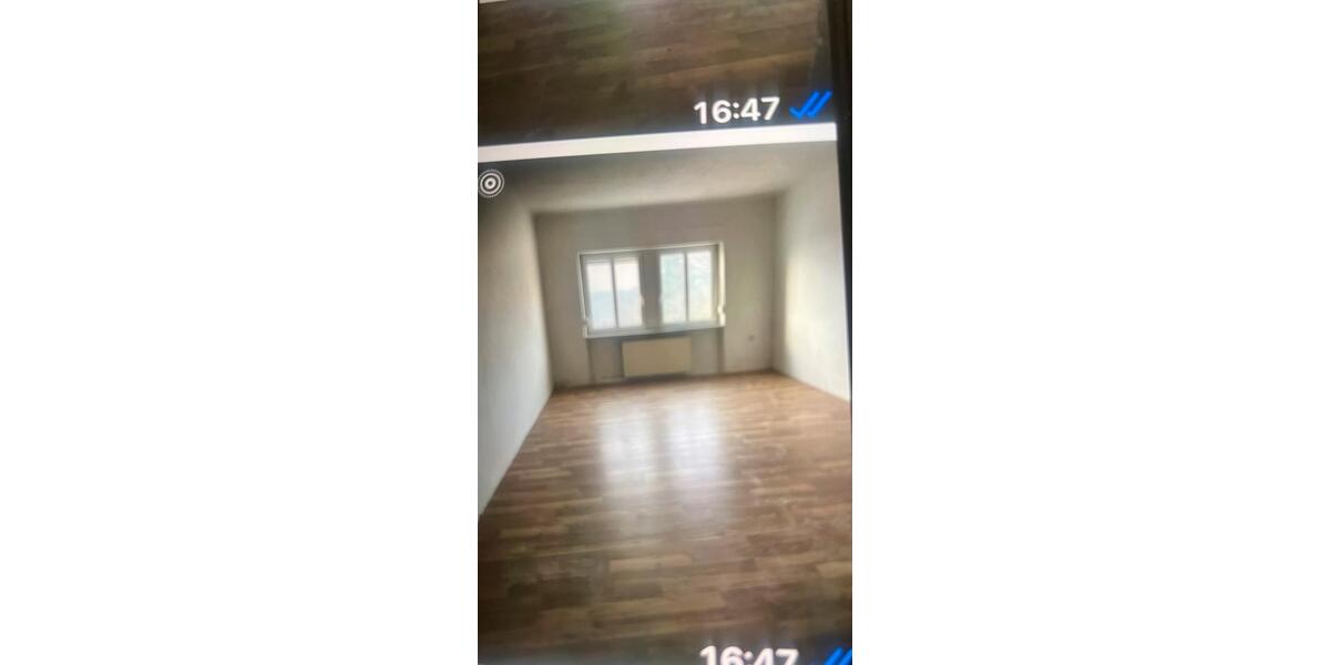 Etagenwohnung Neunkirchen - 5 Zimmer, 120 m&sup2;, 780&euro; | Angebot:26678813