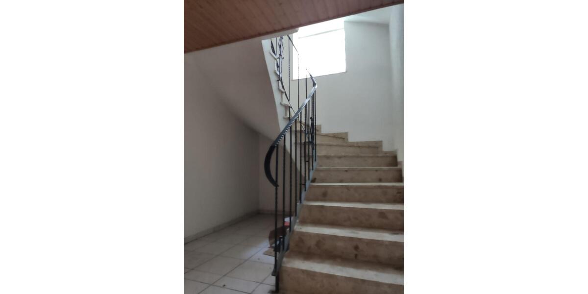 Einfamilienhaus Saarbrücken Dudweiler - 7 Zimmer, 195 m&sup2;, 430.000&euro; | Angebot:26498374