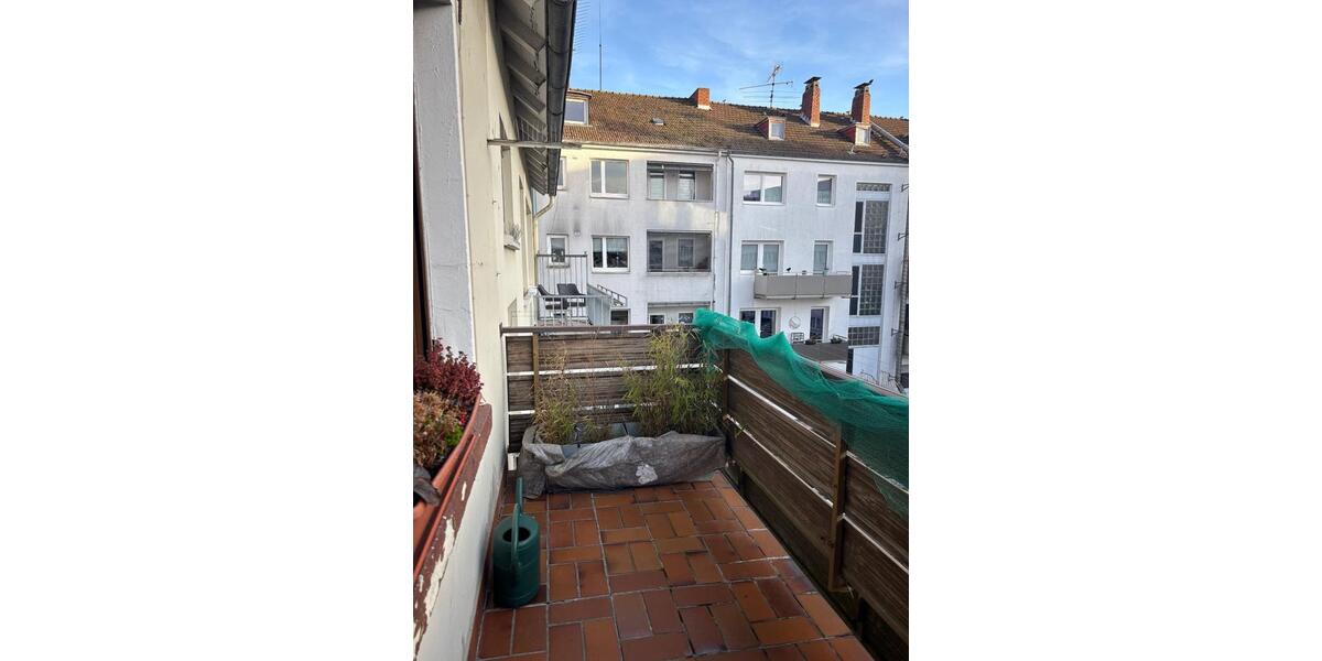 Etagenwohnung Saarbrücken Neue Bremm - 3 Zimmer, 93 m&sup2;, 920&euro; | Angebot:24753778