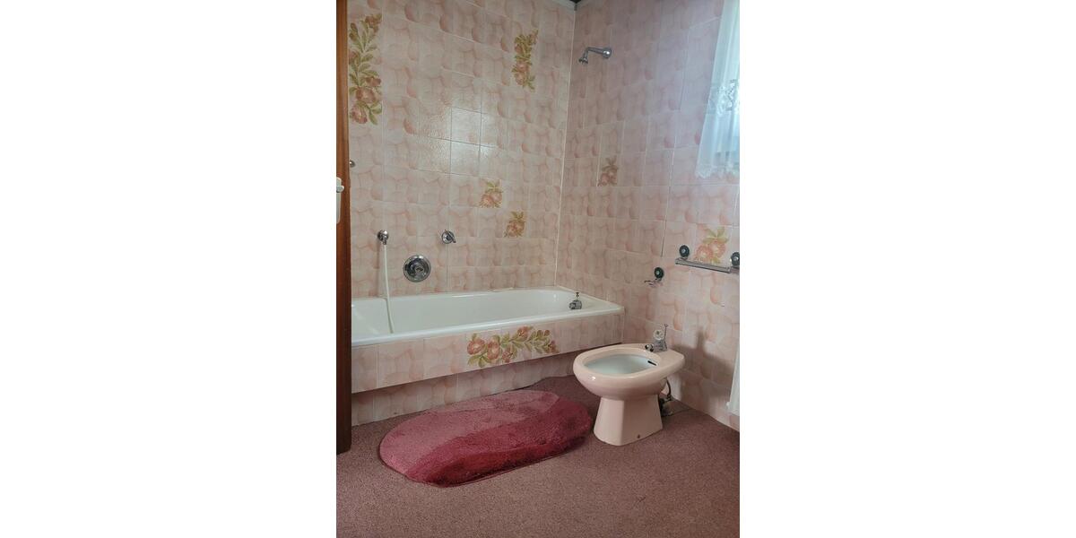 Bungalow Kirkel - 5.5 Zimmer, 146 m&sup2;, 290.000&euro; | Angebot:25947771