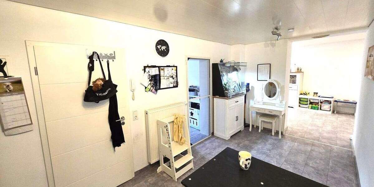 Reihenmittelhaus Saarbrücken Altenkessel - 5 Zimmer, 115 m&sup2;, 234.900&euro; | Angebot:25677420