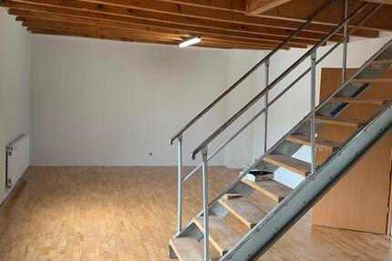 Wohnung Püttlingen - 5 Zimmer, 130 m&sup2;, 970&euro; | Angebot:25334788