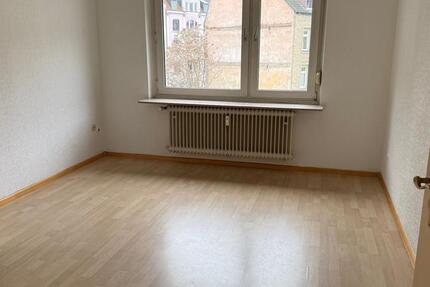 Wohnung Saarbrücken Kieselhumes - 1.5 Zimmer, 45 m&sup2;, 390&euro; | Angebot:25099919