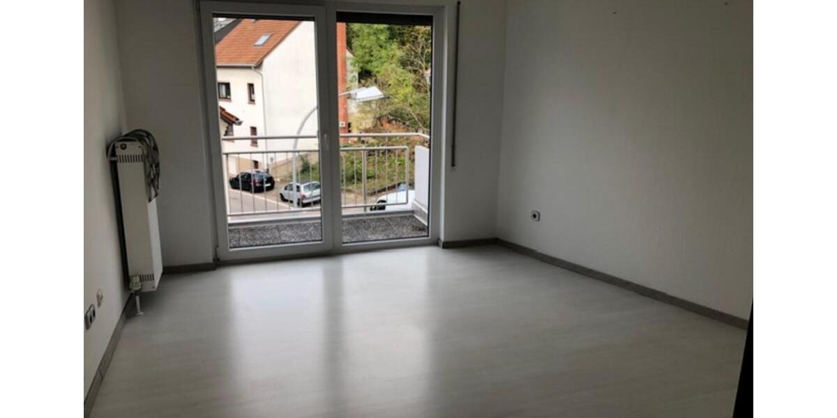 Etagenwohnung Saarbrücken Dudweiler - 1.5 Zimmer, 30 m&sup2;, 345&euro; | Angebot:25395687