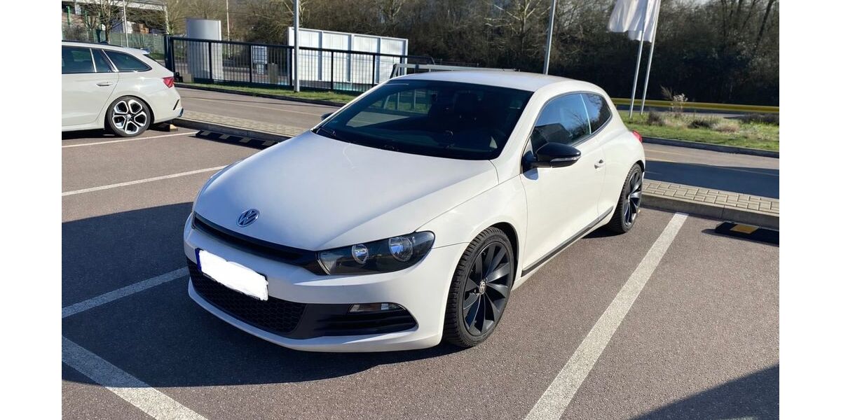VW Scirocco 113.627 km 5.600 &euro; Saarbrücken 66135