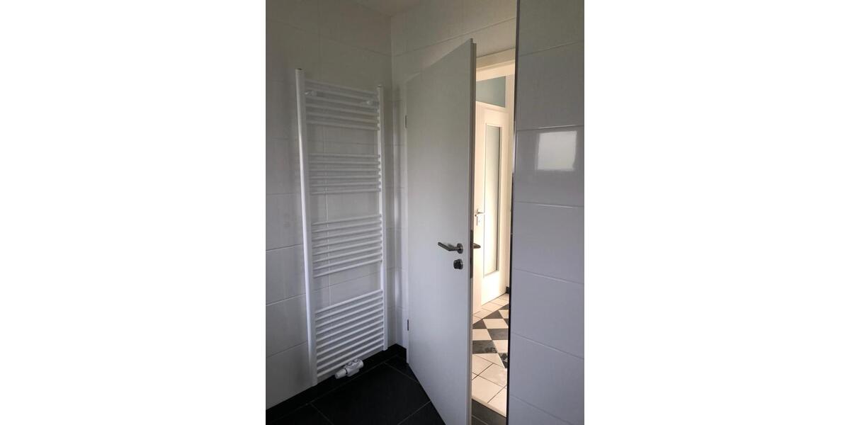 Erdgeschoßwohnung Überherrn - 5 Zimmer, 120 m&sup2;, 1.000&euro; | Angebot:25790938