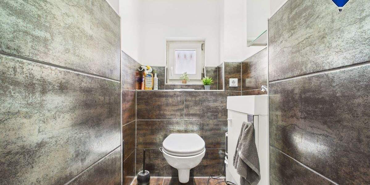 Reihenendhaus Schwalbach Hülzweiler - 6 Zimmer, 180 m&sup2;, 359.000&euro; | Angebot:25769949