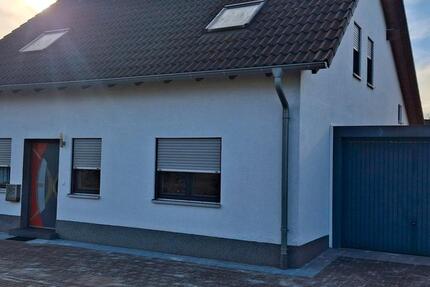 Wohnung Schwalbach - 3 Zimmer, 85 m&sup2;, 780&euro; | Angebot:23598153