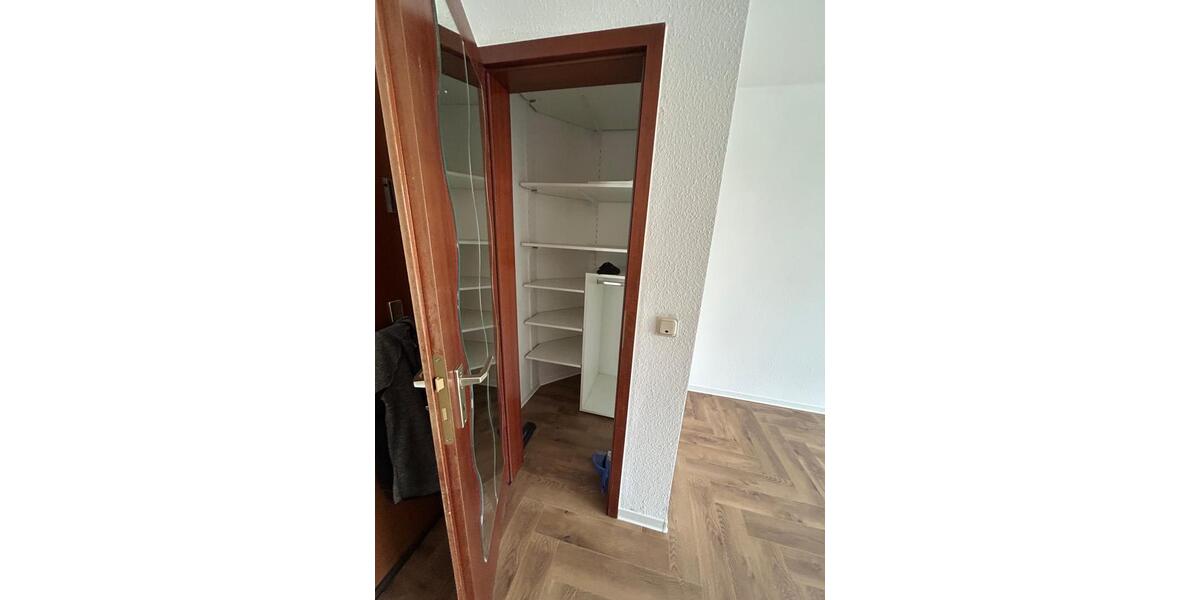 Etagenwohnung Saarbrücken - 1 Zimmer, 31 m&sup2;, 430&euro; | Angebot:25944440
