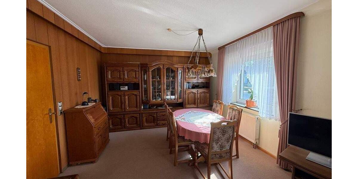 Einfamilienhaus Rehlingen-Siersburg Rehlingen - 4 Zimmer, 111 m&sup2;, 150.000&euro; | Angebot:25661345