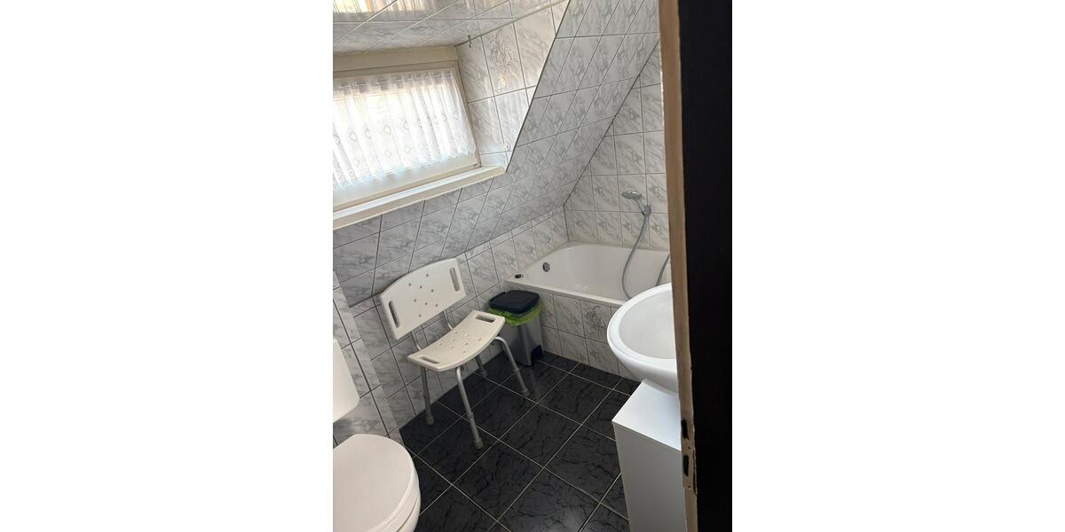 Doppelhaushälfte Spiesen-Elversberg Elversberg - 4 Zimmer, 100 m&sup2;, 126.000&euro; | Angebot:26040369