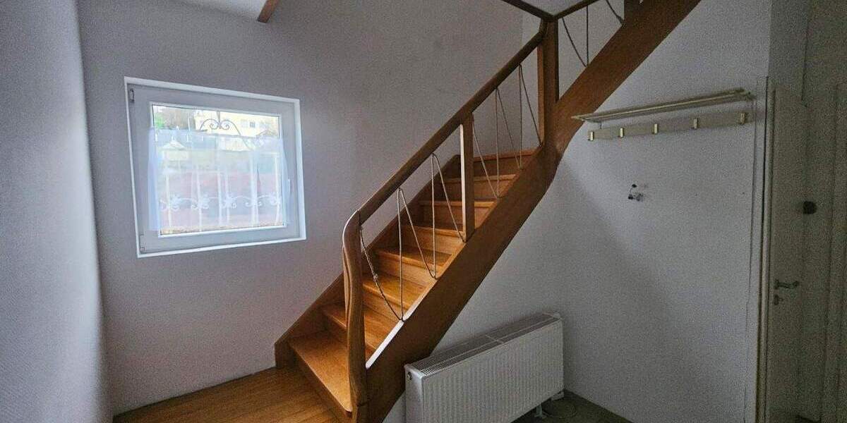 Einfamilienhaus Ottweiler - 5 Zimmer, 110 m&sup2;, 225.000&euro; | Angebot:25702877