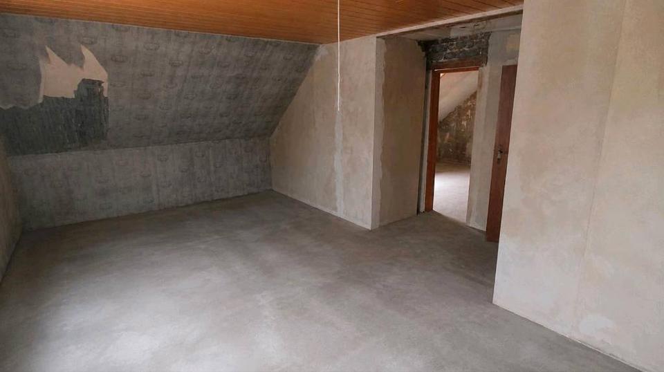 Doppelhaushälfte Saarbrücken Dudweiler - 6 Zimmer, 128 m&sup2;, 95.000&euro; | Angebot:26739300
