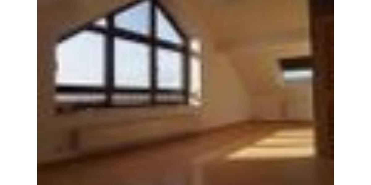 Dachgeschoßwohnung Wallerfangen - 4 Zimmer, 95 m&sup2;, 600&euro; | Angebot:25807377