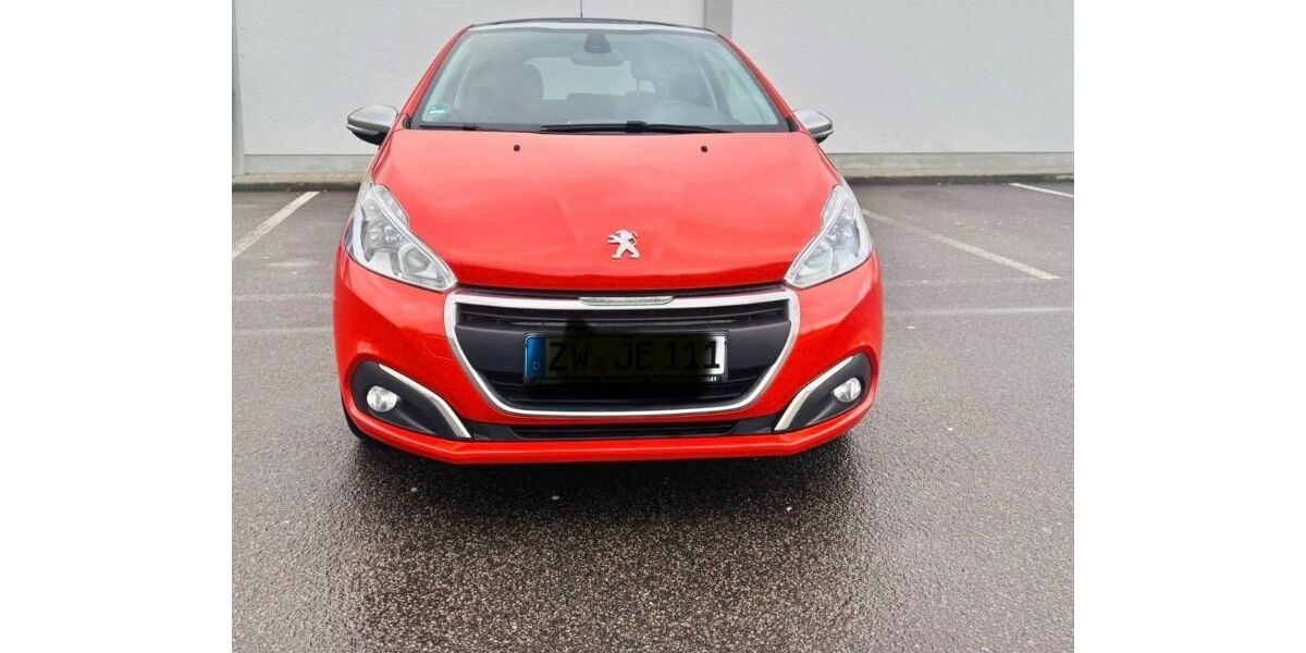 Peugeot 208 161.000 km 4.599 &euro; Zweibrücken 66482