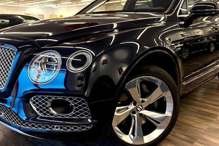 Bentley Bentayga 24.867 km 136.800 &euro; Schwalbach 66773