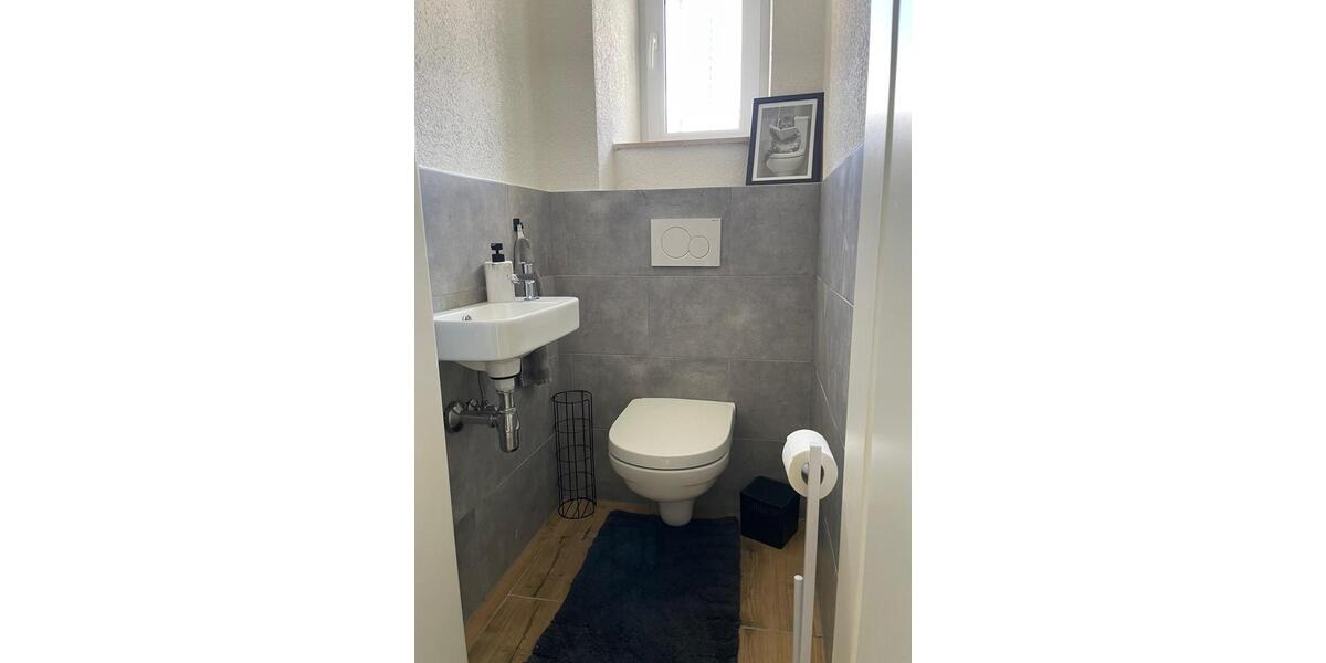 Erdgeschoßwohnung Neunkirchen Heinitz - 3 Zimmer, 100 m&sup2;, 740&euro; | Angebot:25842158