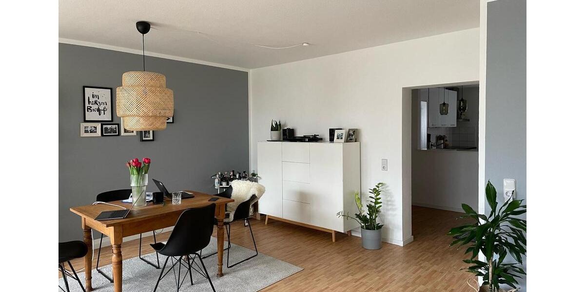 Etagenwohnung Saarbrücken Kieselhumes - 2 Zimmer, 80 m&sup2;, 780&euro; | Angebot:25111481