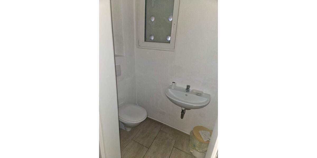 Einfamilienhaus Ottweiler - 5 Zimmer, 110 m&sup2;, 225.000&euro; | Angebot:25702877