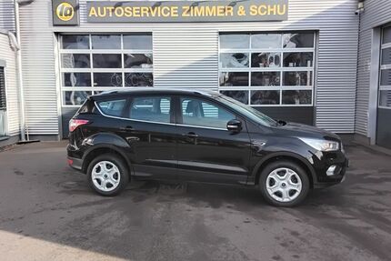 Ford Kuga 75.000 km 17.900 &euro; Lebach-Thalexweiler 66822