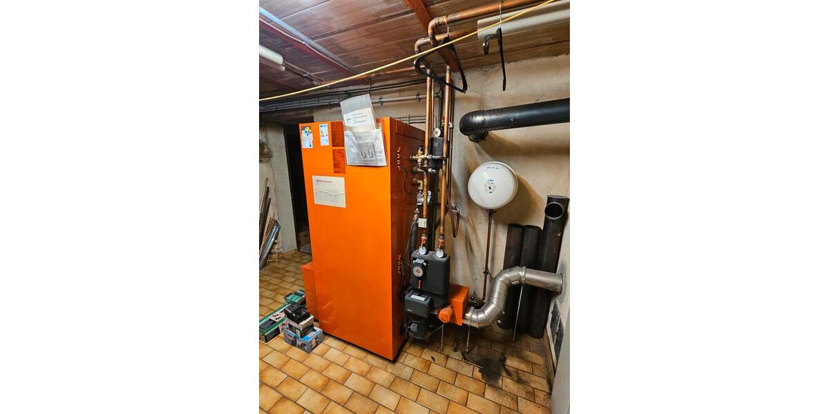 Einfamilienhaus Sankt Ingbert - 12 Zimmer, 207 m&sup2;, 322.000&euro; | Angebot:23283392