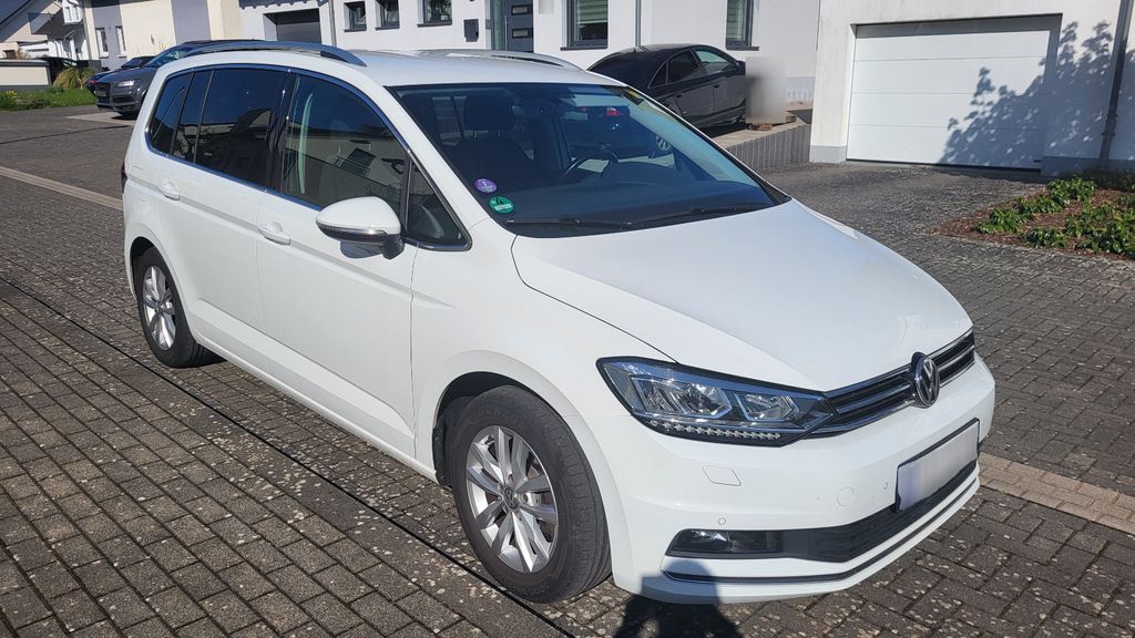 VW Touran 150.500 km 14.400 &euro; Saarbrücken 66131