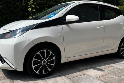 Toyota Aygo (X) 154.920 km 5.900 &euro; Wadgassen 66787
