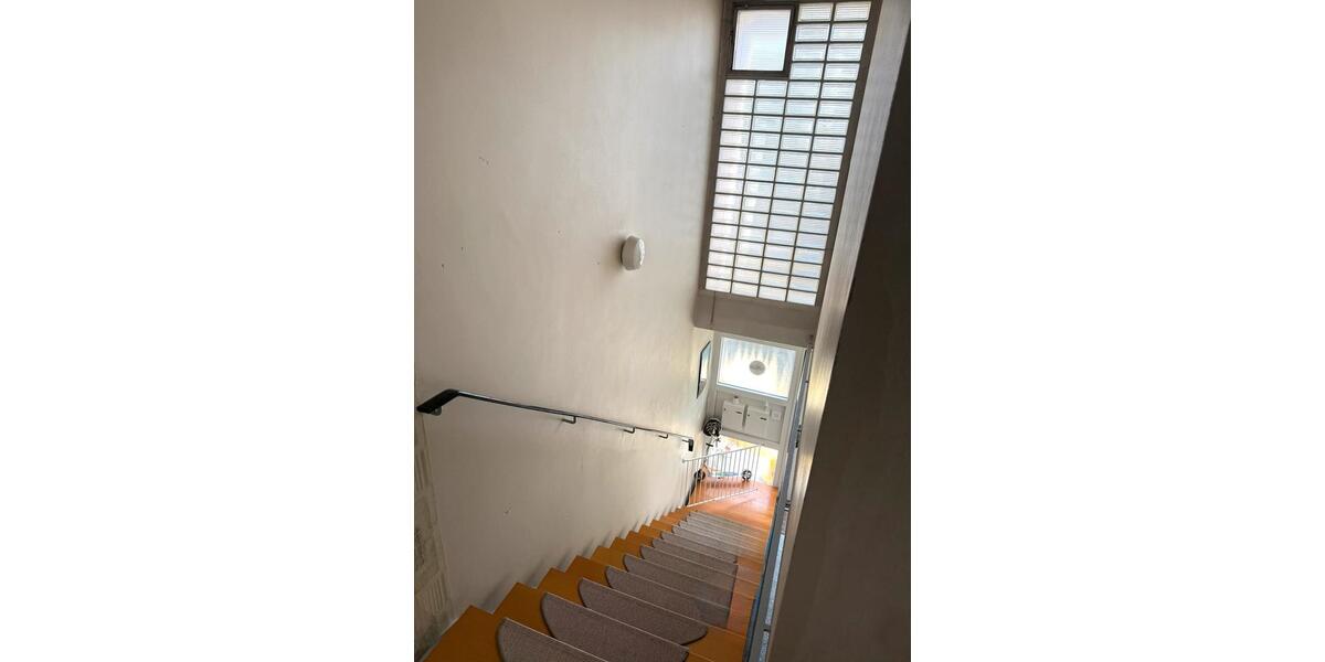 Reihenhaus Saarbrücken Eschberg - 6 Zimmer, 170 m&sup2;, 449.000&euro; | Angebot:25840970