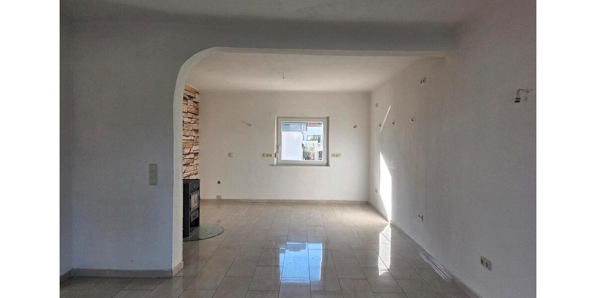 Einfamilienhaus Bexbach - 159.000&euro; | Angebot:26960848