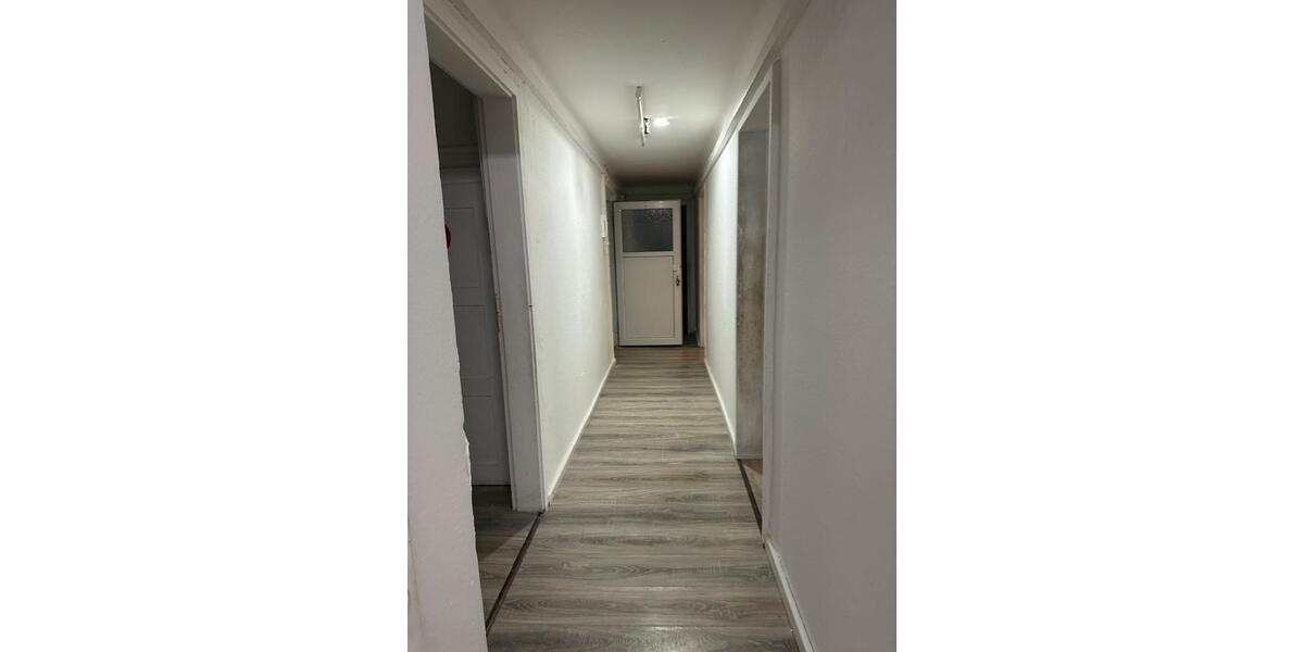 Dachgeschoßwohnung Völklingen - 6 Zimmer, 110 m&sup2;, 800&euro; | Angebot:25760210