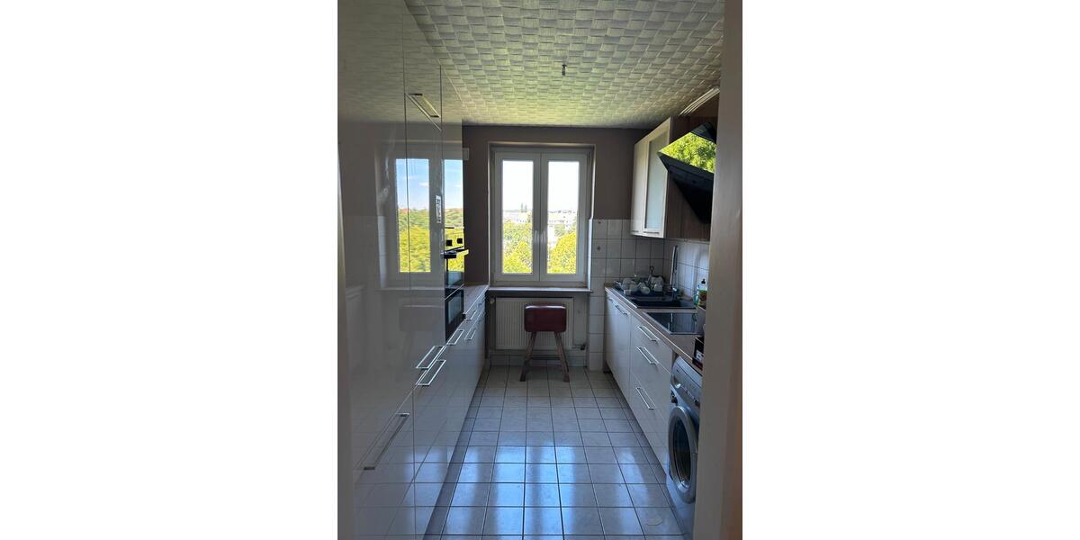 Etagenwohnung Saarbrücken - 3 Zimmer, 81 m&sup2;, 240.000&euro; | Angebot:26959767