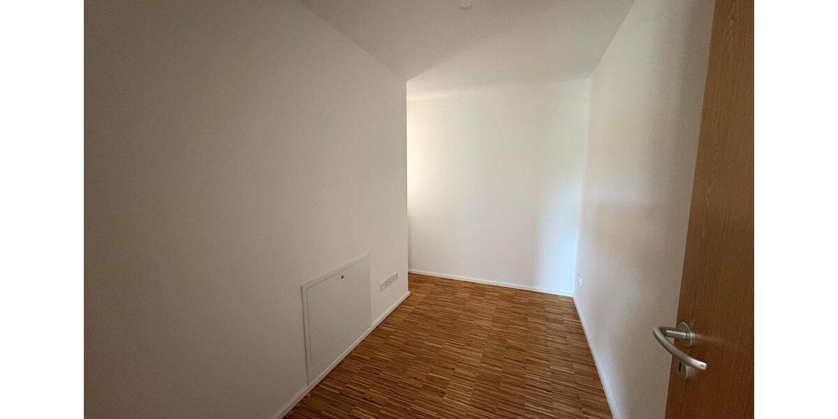 Maisonettenwohnung Saarbrücken Neue Bremm - 4 Zimmer, 95 m&sup2;, 1.195&euro; | Angebot:24780730