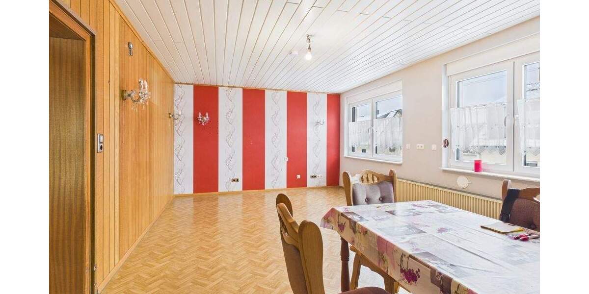 Doppelhaushälfte Saarbrücken / Altenkessel Altenkessel - 4 Zimmer, 95 m&sup2;, 158.000&euro; | Angebot:25687901