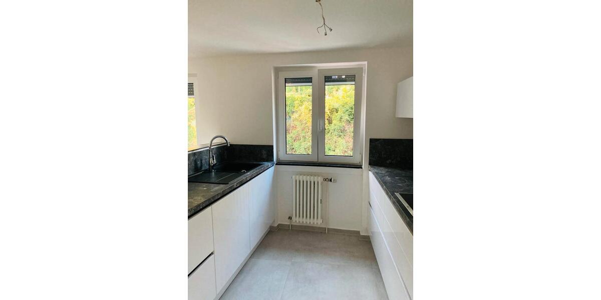 Etagenwohnung Sankt Ingbert - 3 Zimmer, 94 m&sup2;, 1.000&euro; | Angebot:25107138