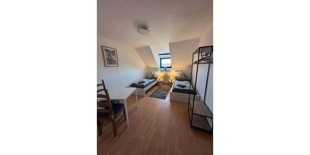 Etagenwohnung Friedrichsthal - 4 Zimmer, 95 m&sup2;, 15&euro; | Angebot:25307888