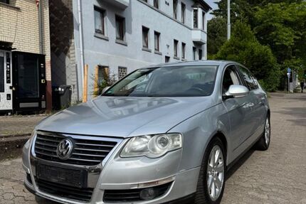 VW Passat 142.584 km 2.699 &euro; Burbach 66115