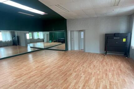 Gewerbeobjekt Saarbrücken Neue Bremm - 450&euro; | Angebot:25892672