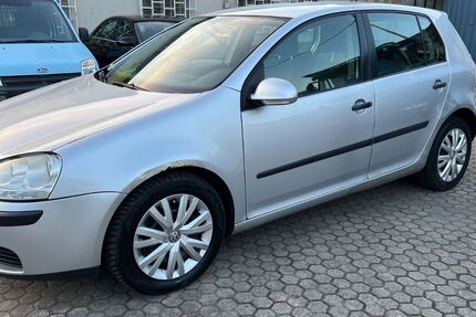 VW Golf 226.000 km 1.500 &euro; Saarbrücken 66128