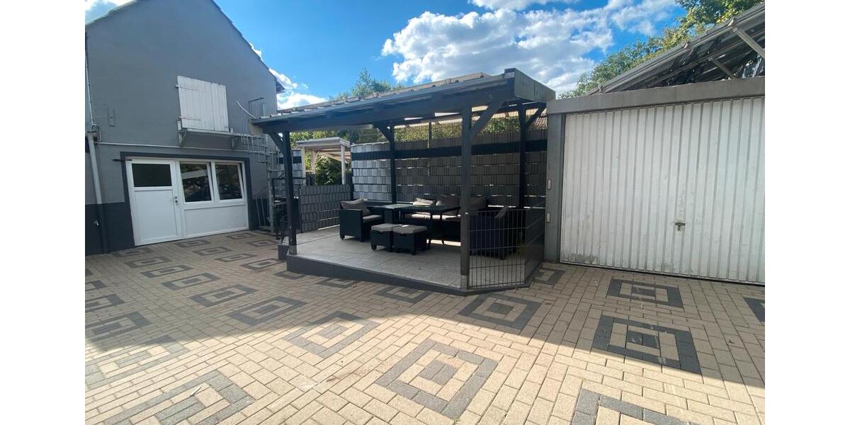 Mehrfamilienhaus, Wohnhaus Kirkel - 9 Zimmer, 189 m&sup2;, 319.000&euro; | Angebot:25811798