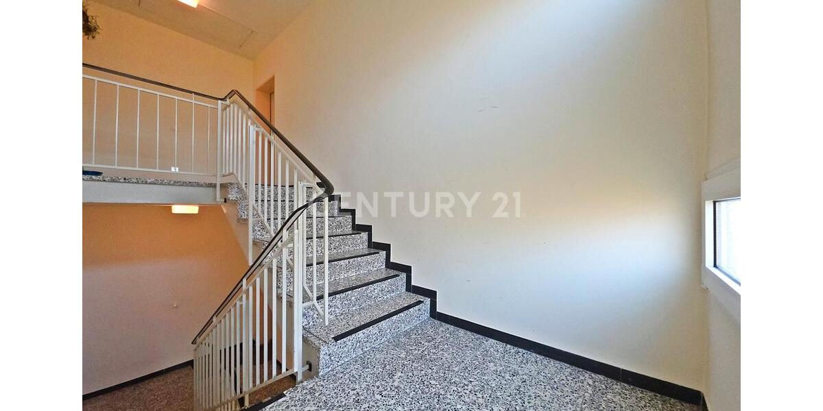 Etagenwohnung Saarbrücken Kieselhumes - 4 Zimmer, 84 m&sup2;, 1.090&euro; | Angebot:26381067