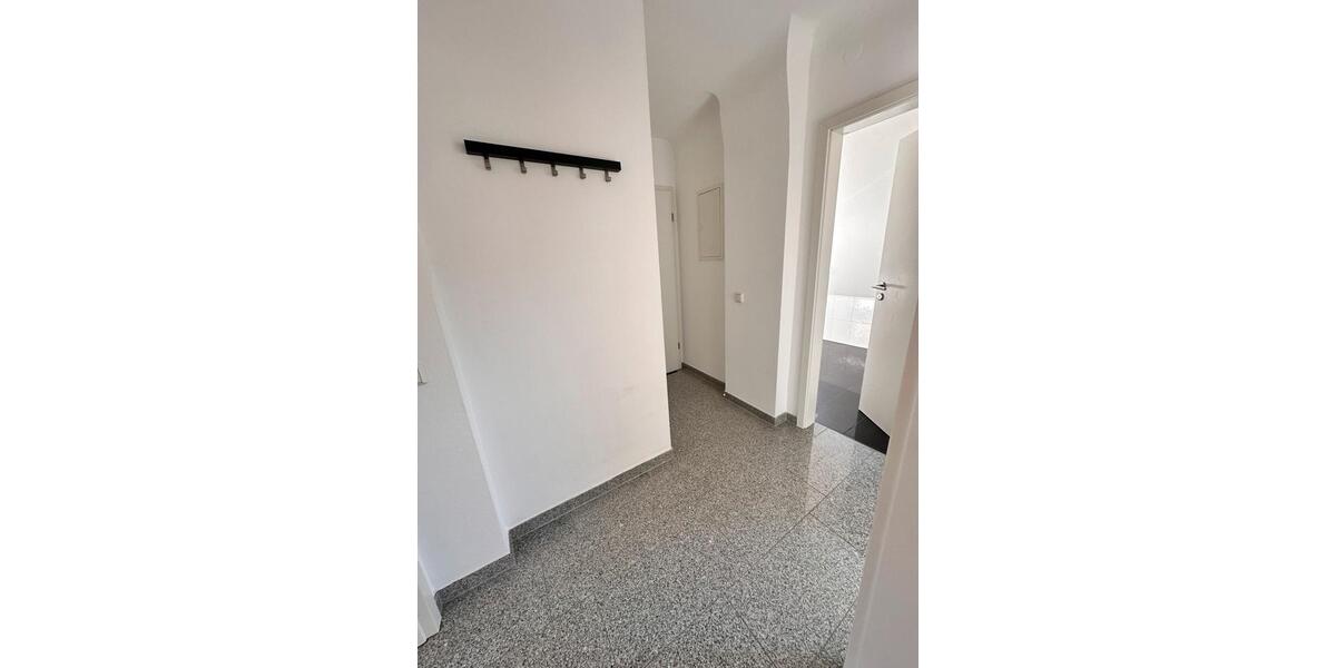 Dachgeschoßwohnung Dillingen (Saar) - 2 Zimmer, 20 m&sup2;, 390&euro; | Angebot:25539832