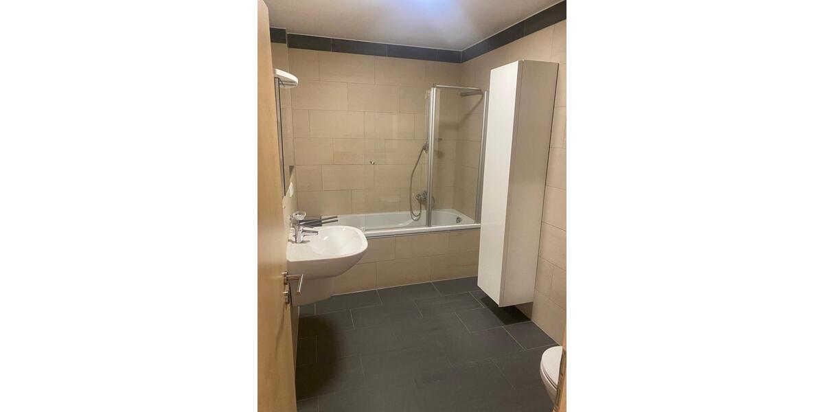 Etagenwohnung Wadgassen - 2 Zimmer, 70 m&sup2;, 890&euro; | Angebot:25945407