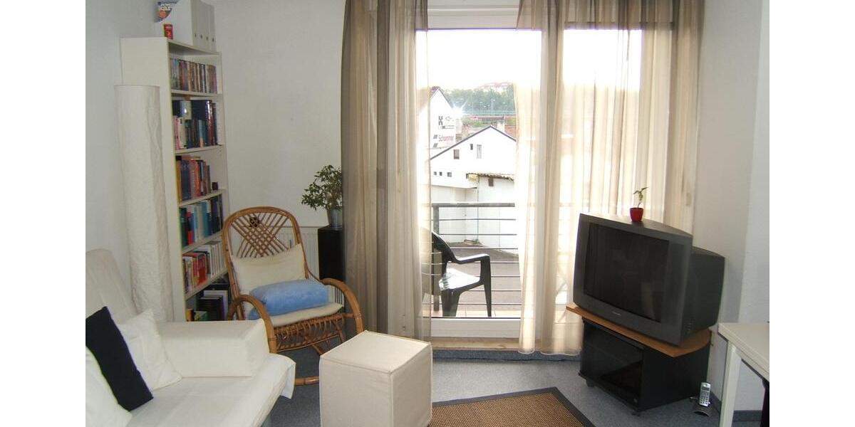 Etagenwohnung Saarbrücken Kieselhumes - 1 Zimmer, 24 m&sup2;, 310&euro; | Angebot:26704234