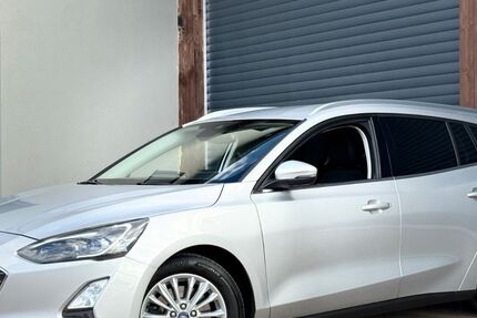 Ford Focus 218.000 km 7.890 &euro; Saarlouis-Lisdorf 66740