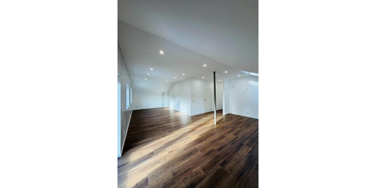 Etagenwohnung Sankt Ingbert - 3 Zimmer, 95 m&sup2;, 1.000&euro; | Angebot:25512670