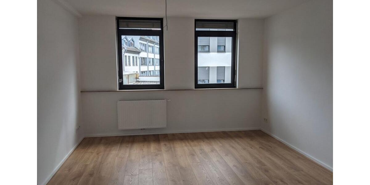 Etagenwohnung Saarlouis - 3 Zimmer, 90 m&sup2;, 245.000&euro; | Angebot:26194949