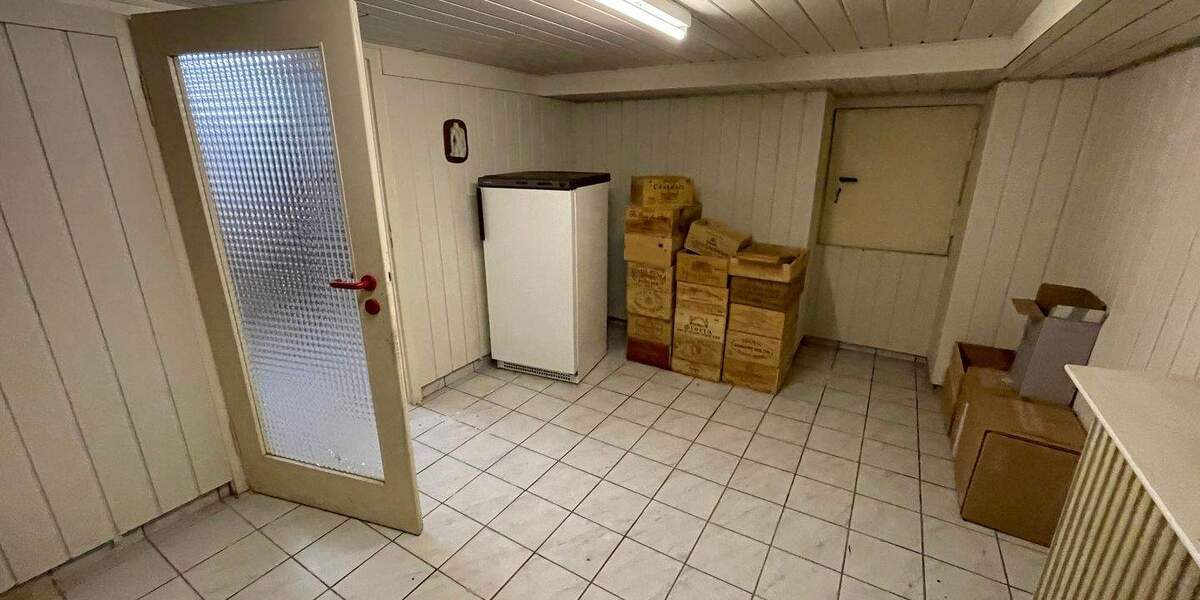 Einfamilienhaus Marpingen Urexweiler - 1 Zimmer, 240 m&sup2;, 250.000&euro; | Angebot:25667756