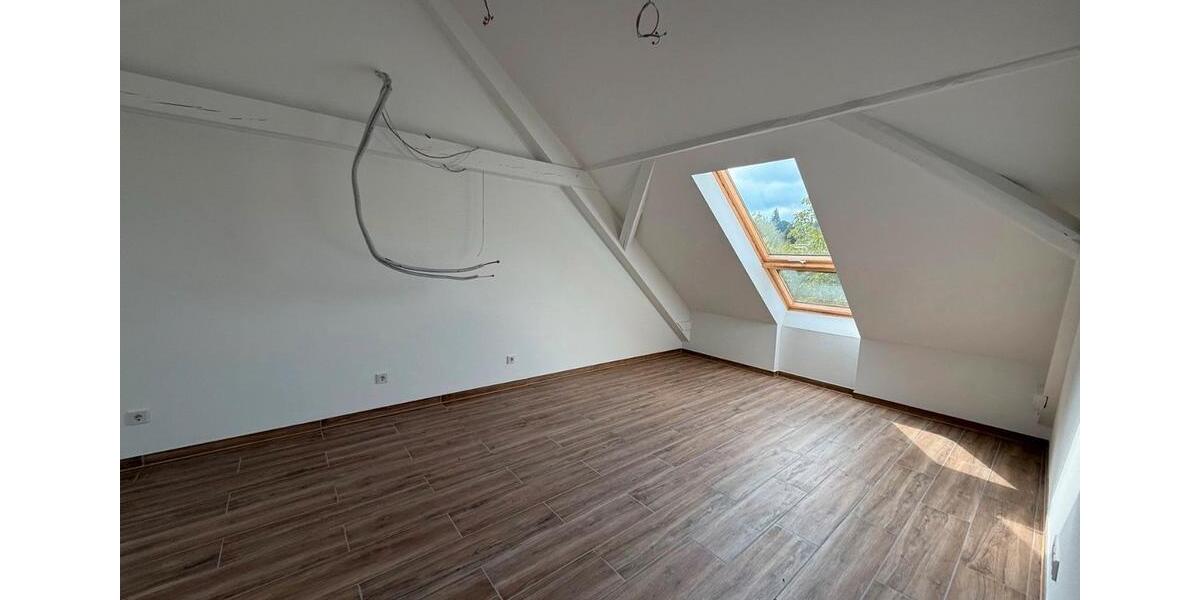 Dachgeschoßwohnung Zweibrücken - 2 Zimmer, 45 m&sup2;, 94.900&euro; | Angebot:26930854
