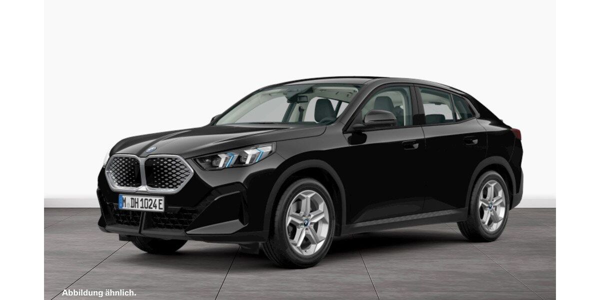 BMW iX2 27.944 km 48.390 &euro; Saarbrücken 66121